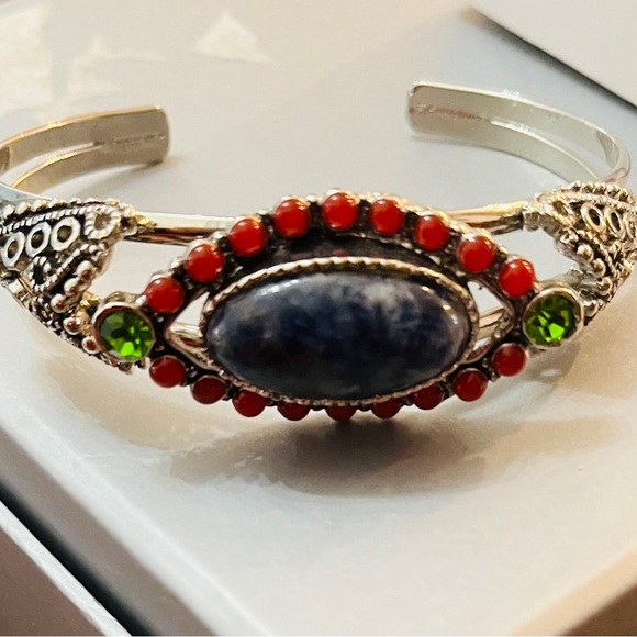 Western engraved style stainless steel cuff bracelet adjustable  , 7 in. Wrist - Picture 4 of 10